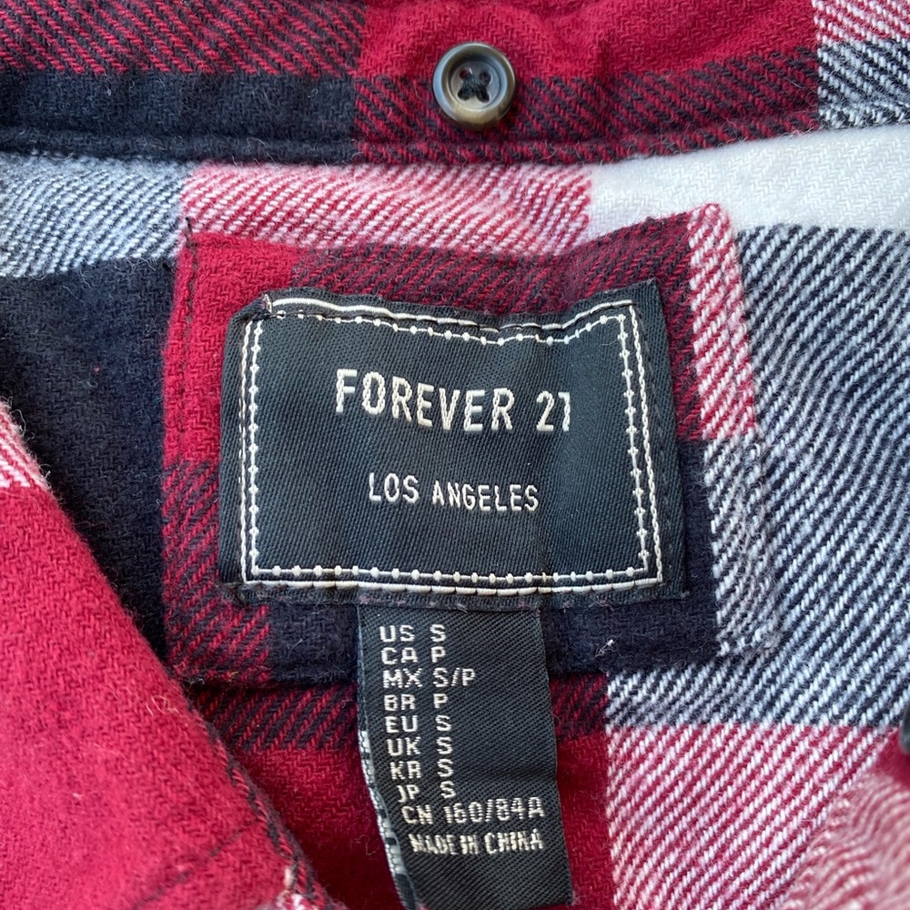 Forever 21 - Picture 3 of 3